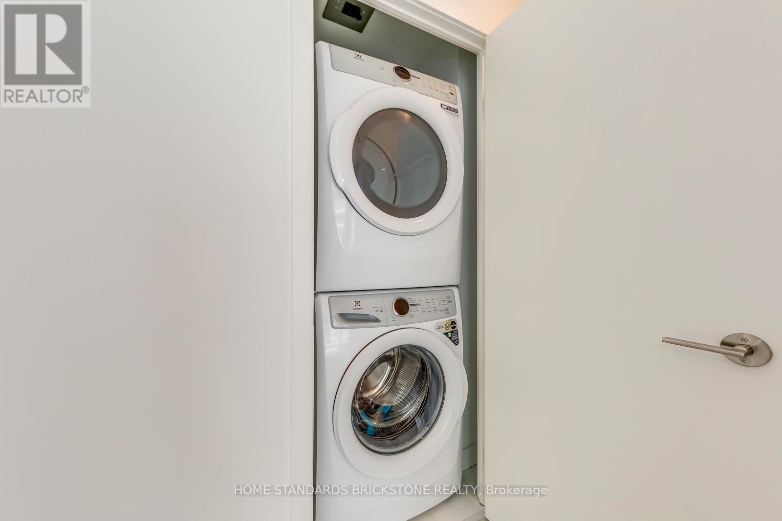 N2406 - 7 Golden Lion Heights, Toronto, Ontario  M2M 0C1 - Photo 27 - C12908066