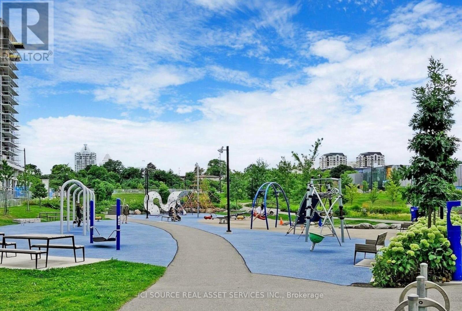 1812 - 115 Mcmahon Drive, Toronto, Ontario  M2K 0E3 - Photo 10 - C12908070