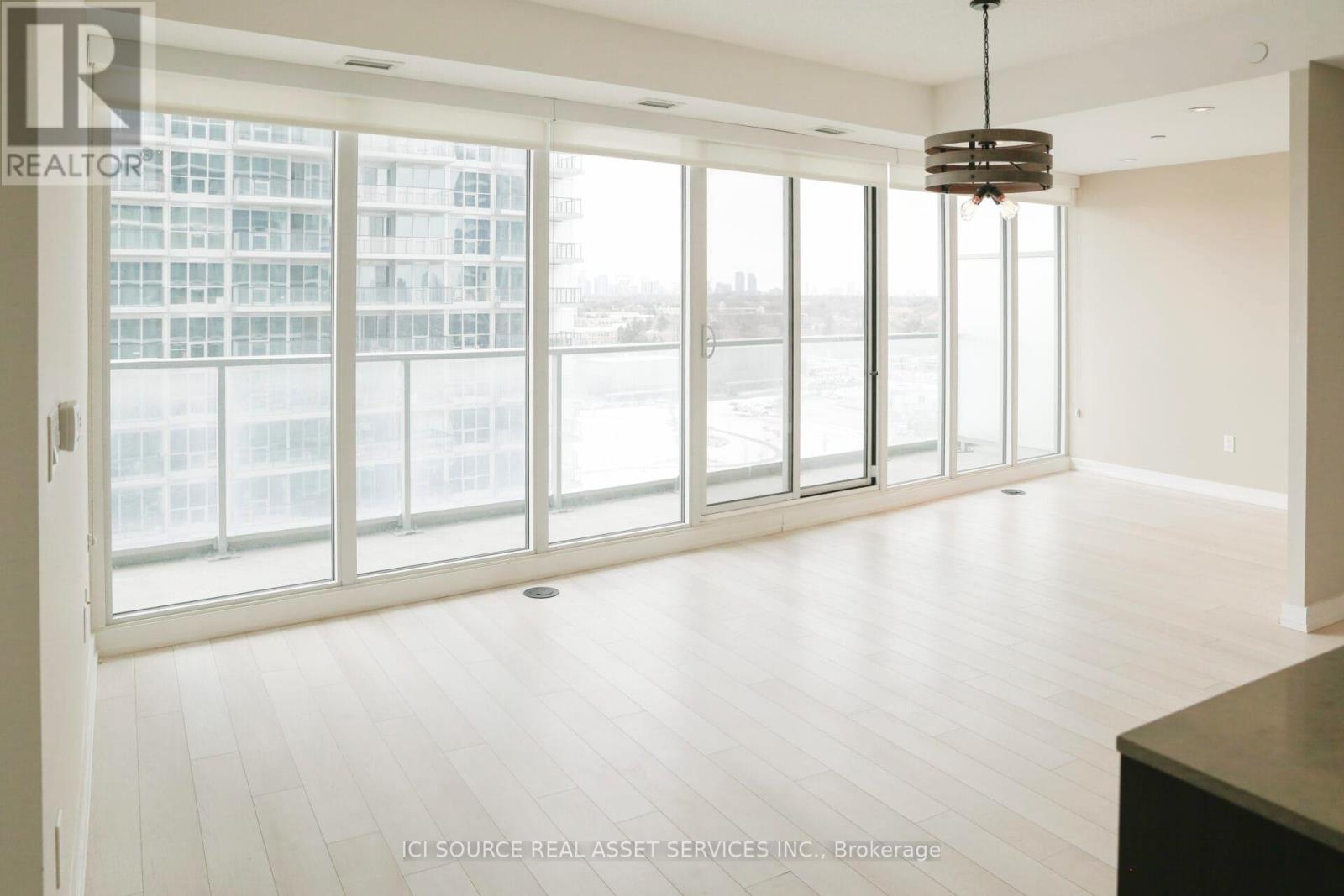 1812 - 115 Mcmahon Drive, Toronto, Ontario  M2K 0E3 - Photo 4 - C12908070