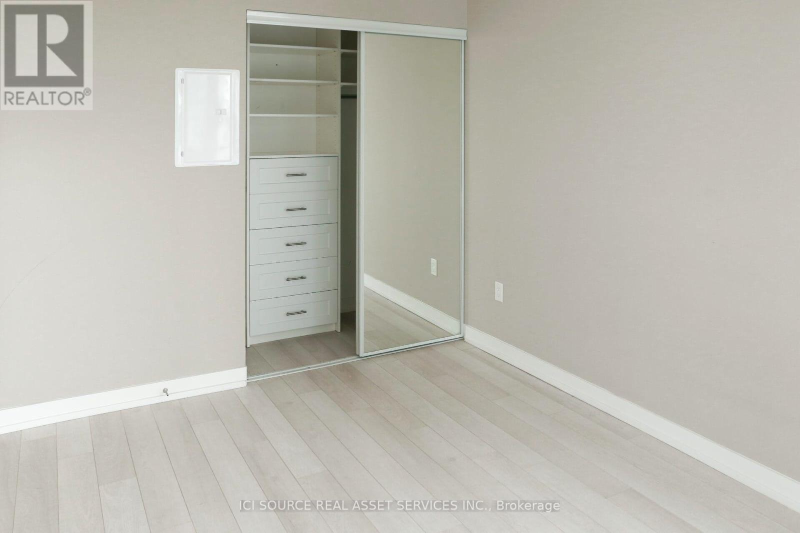 1812 - 115 Mcmahon Drive, Toronto, Ontario  M2K 0E3 - Photo 6 - C12908070