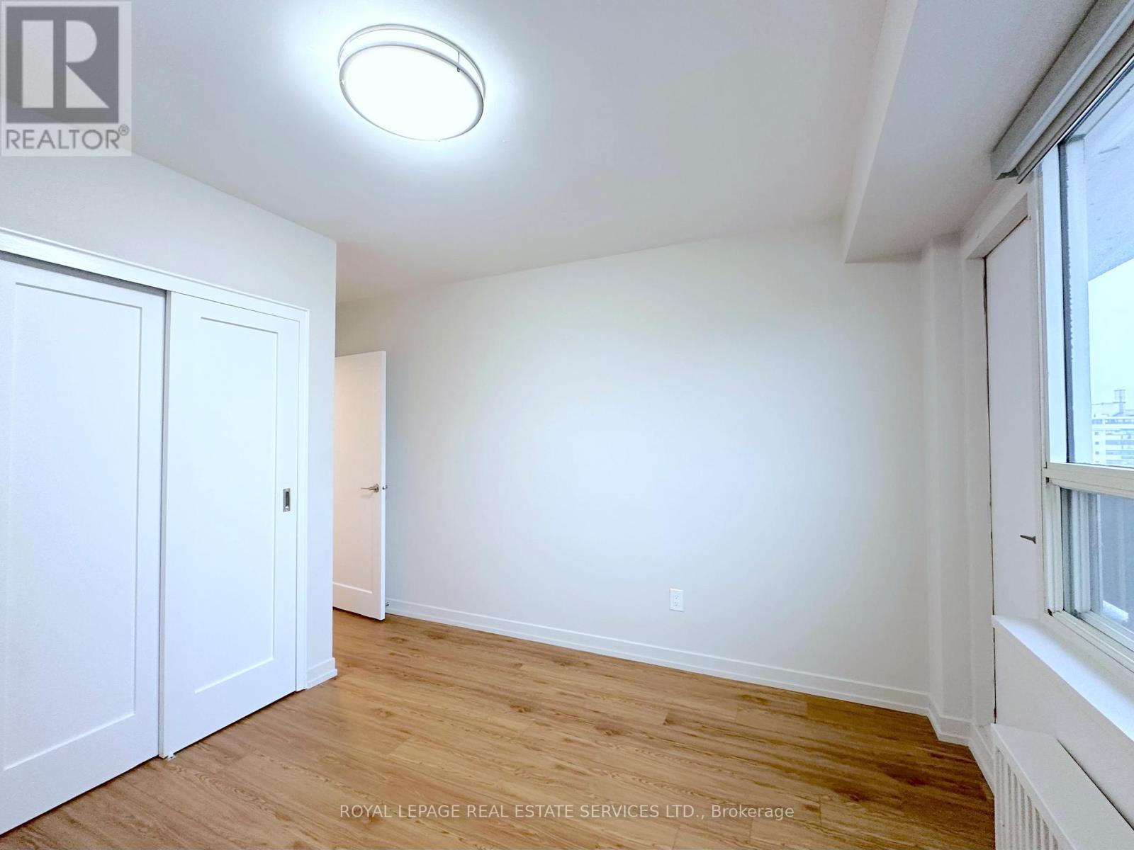 1001 - 565 Avenue Road, Toronto, Ontario  M4V 2J9 - Photo 7 - C12908078