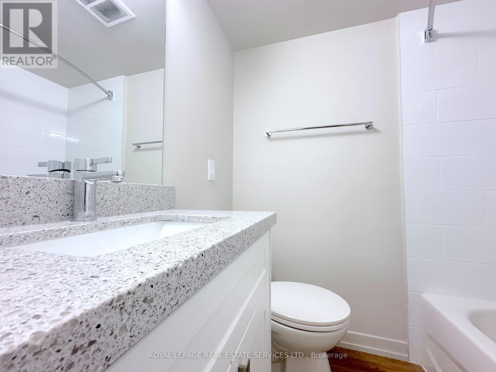 1001 - 565 Avenue Road, Toronto, Ontario  M4V 2J9 - Photo 8 - C12908078