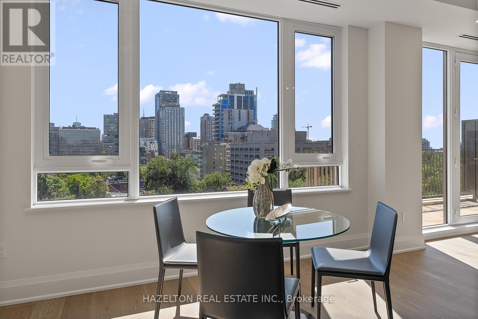 802 - 128 Hazelton Avenue, Toronto, Ontario  M5R 2E5 - Photo 12 - C12908096