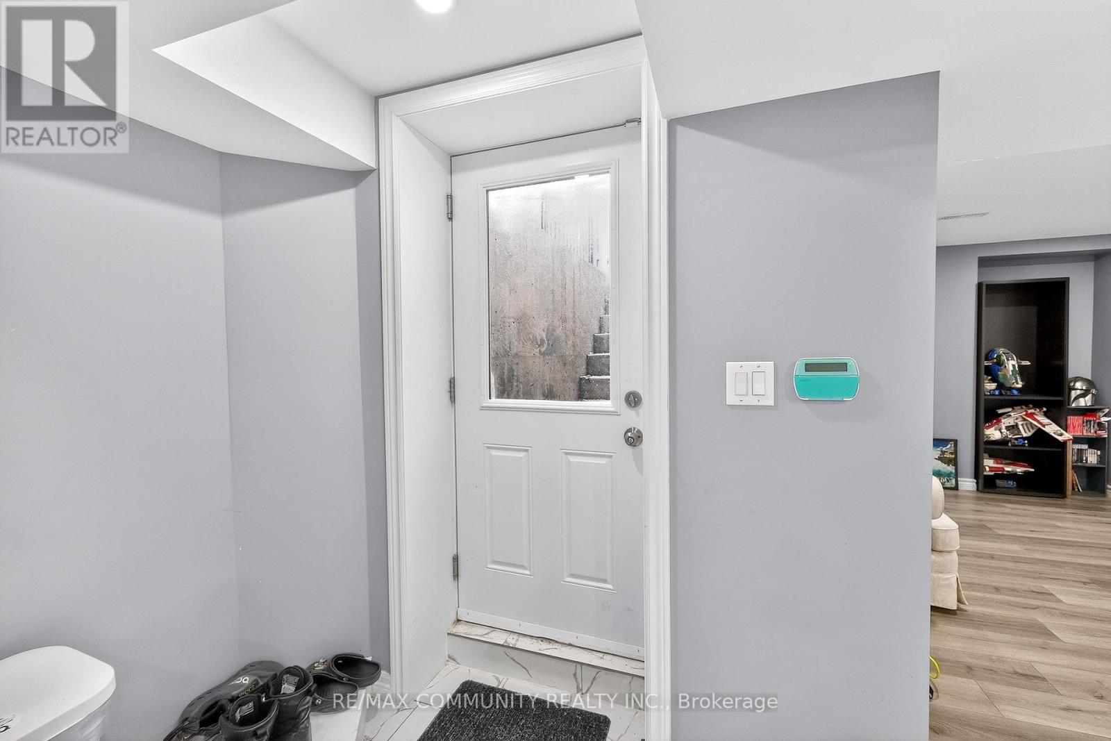 21 Berger Avenue, Markham, Ontario  L6B 0B6 - Photo 26 - N12908044