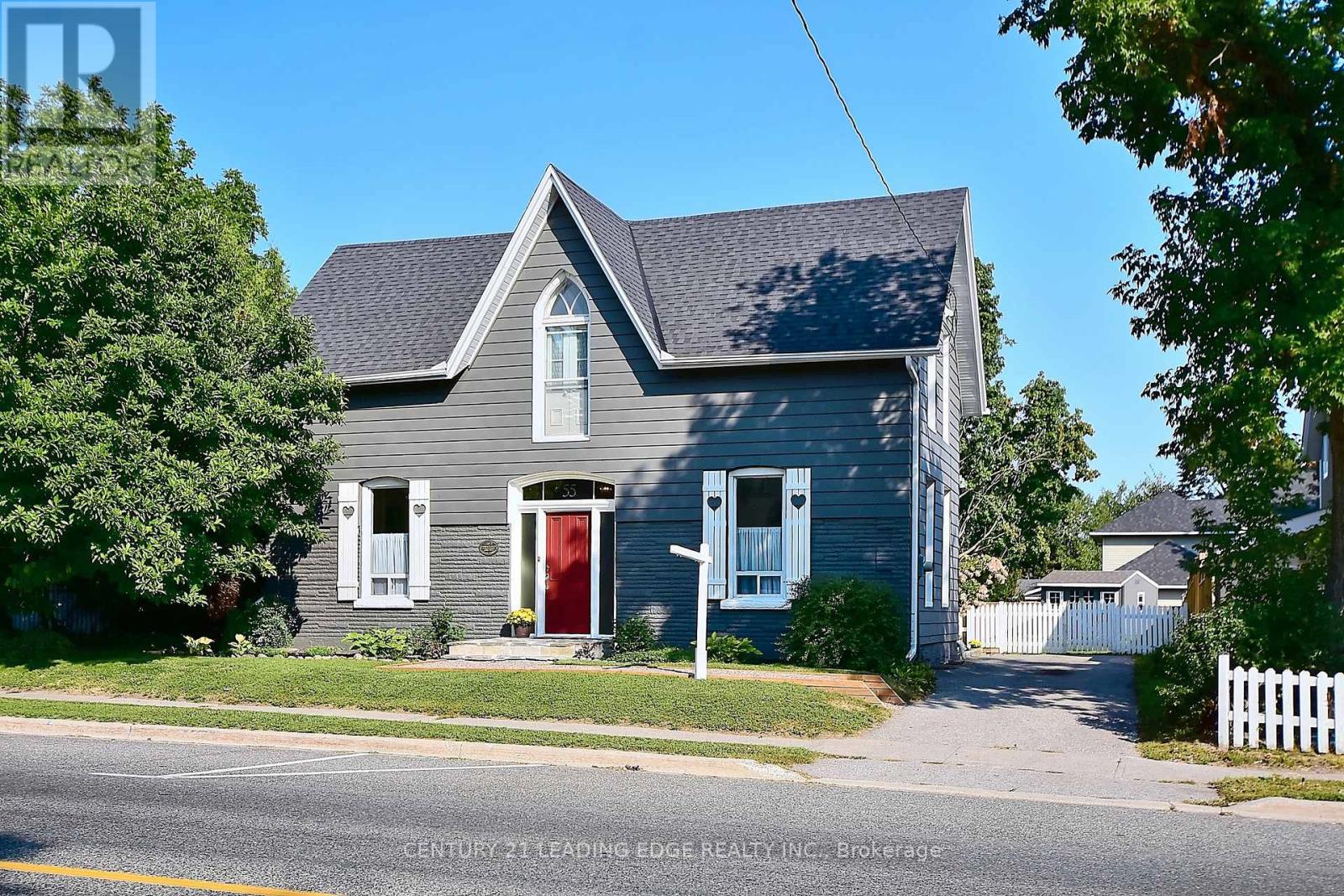 55 Brock Street E, Uxbridge, Ontario  L9P 1M4 - Photo 2 - N12908082