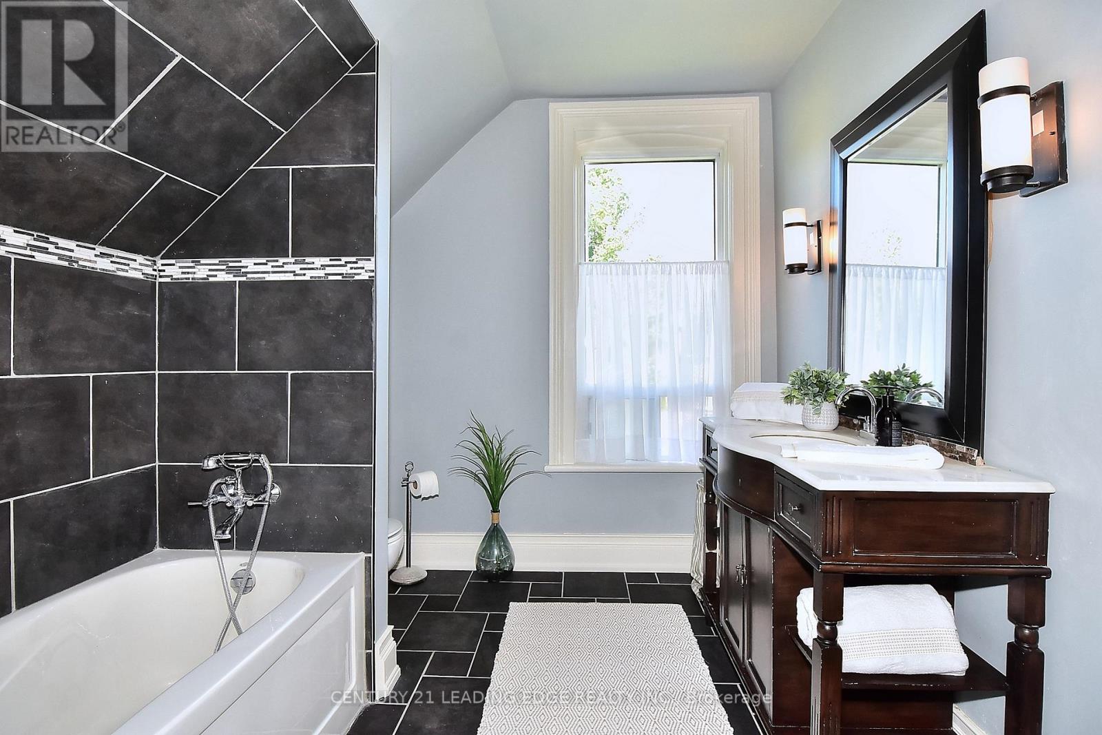 55 Brock Street E, Uxbridge, Ontario  L9P 1M4 - Photo 31 - N12908082