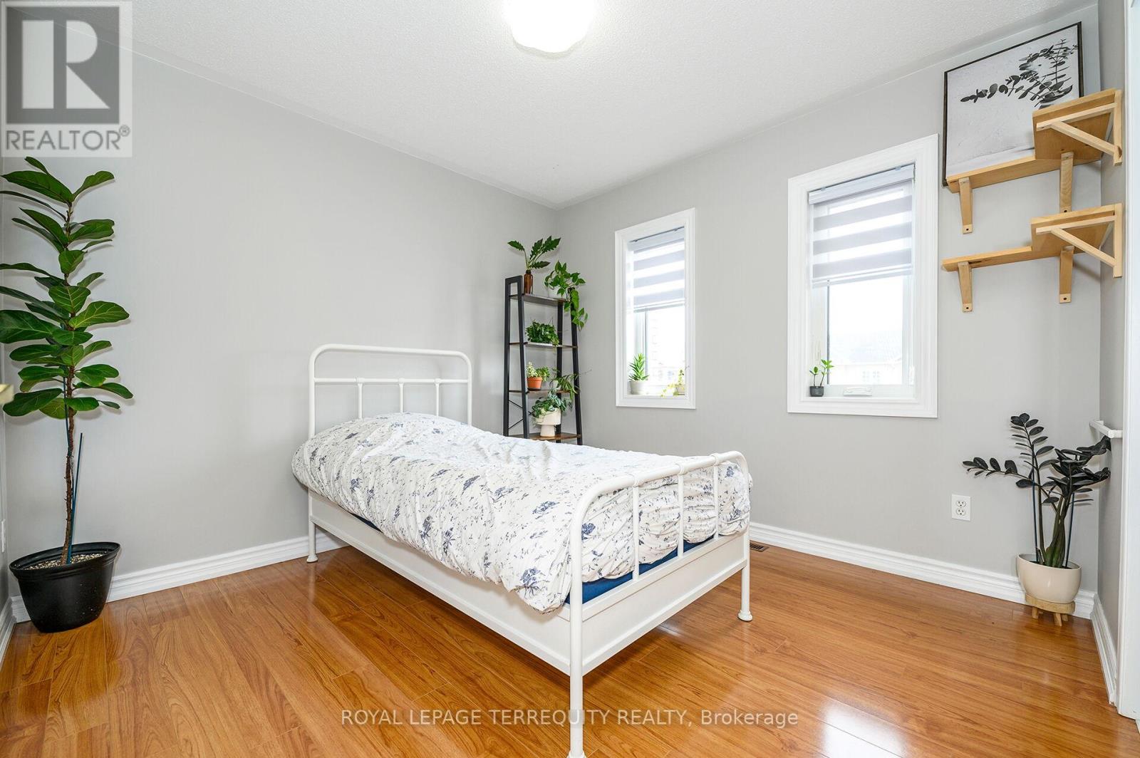 82 Timberwolf Crescent, Vaughan, Ontario  L4H 2W1 - Photo 13 - N12908094