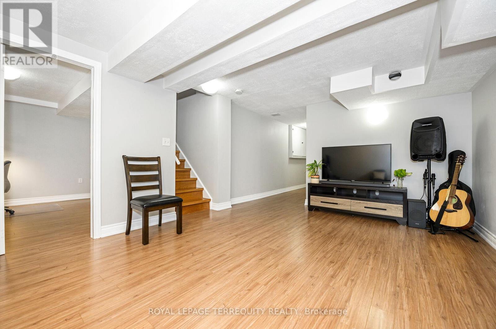 82 Timberwolf Crescent, Vaughan, Ontario  L4H 2W1 - Photo 18 - N12908094