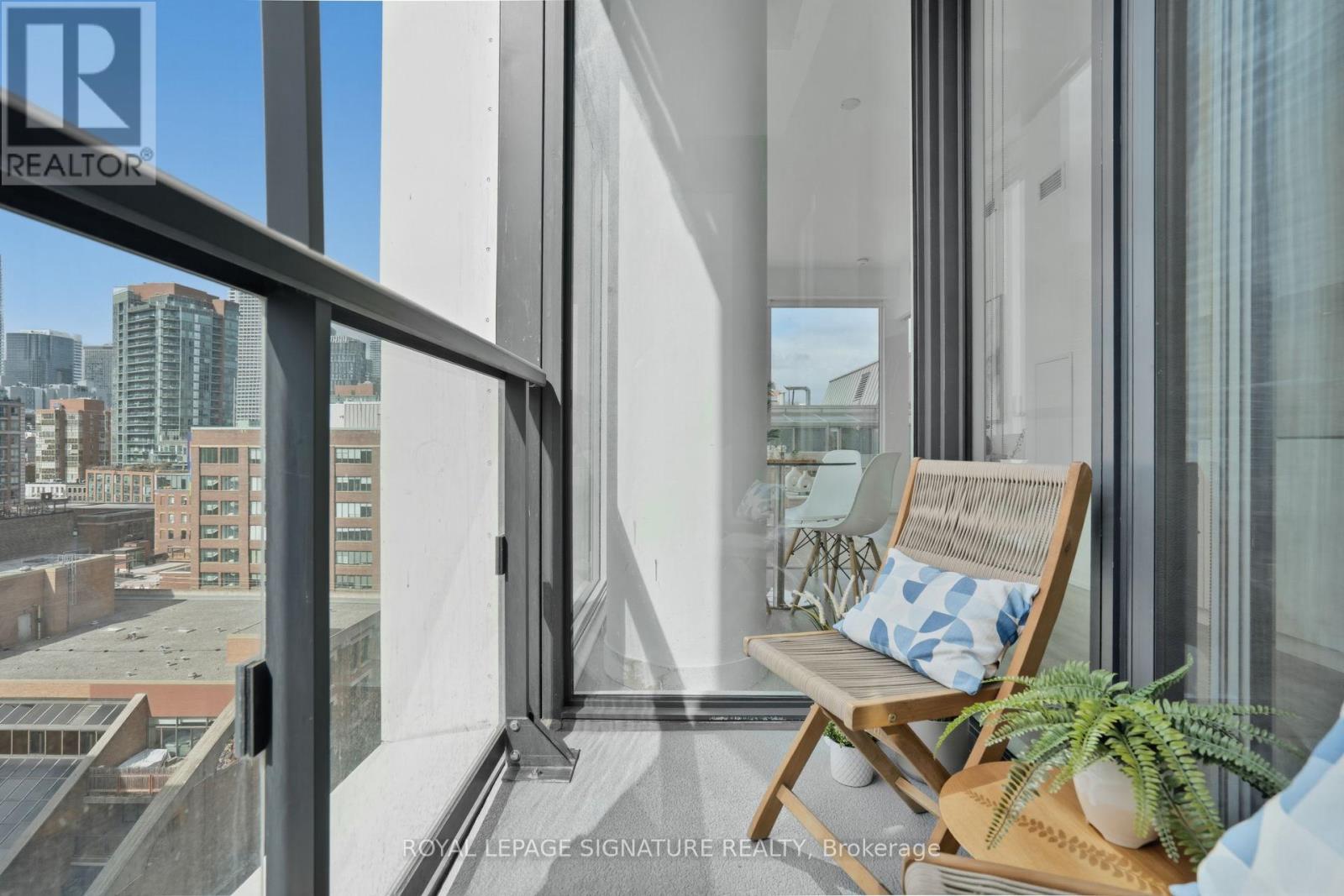 1003 - 158 Front Street E, Toronto, Ontario  M5A 0K9 - Photo 20 - C12882446