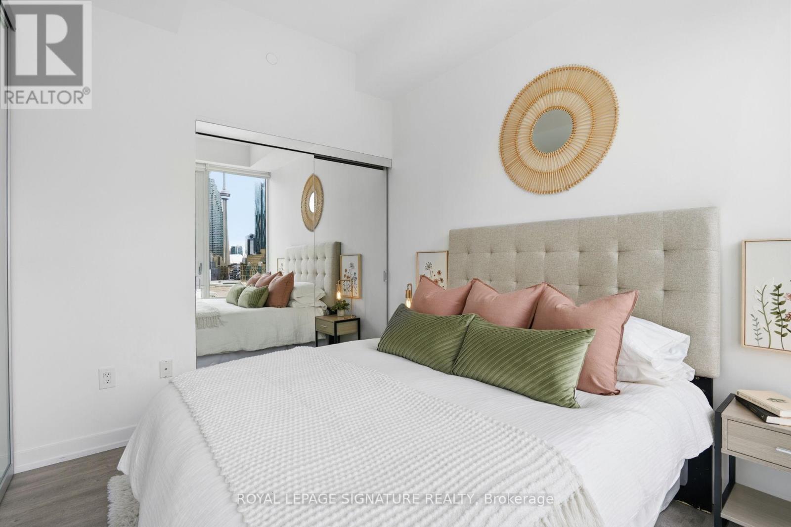 1003 - 158 Front Street E, Toronto, Ontario  M5A 0K9 - Photo 17 - C12882446