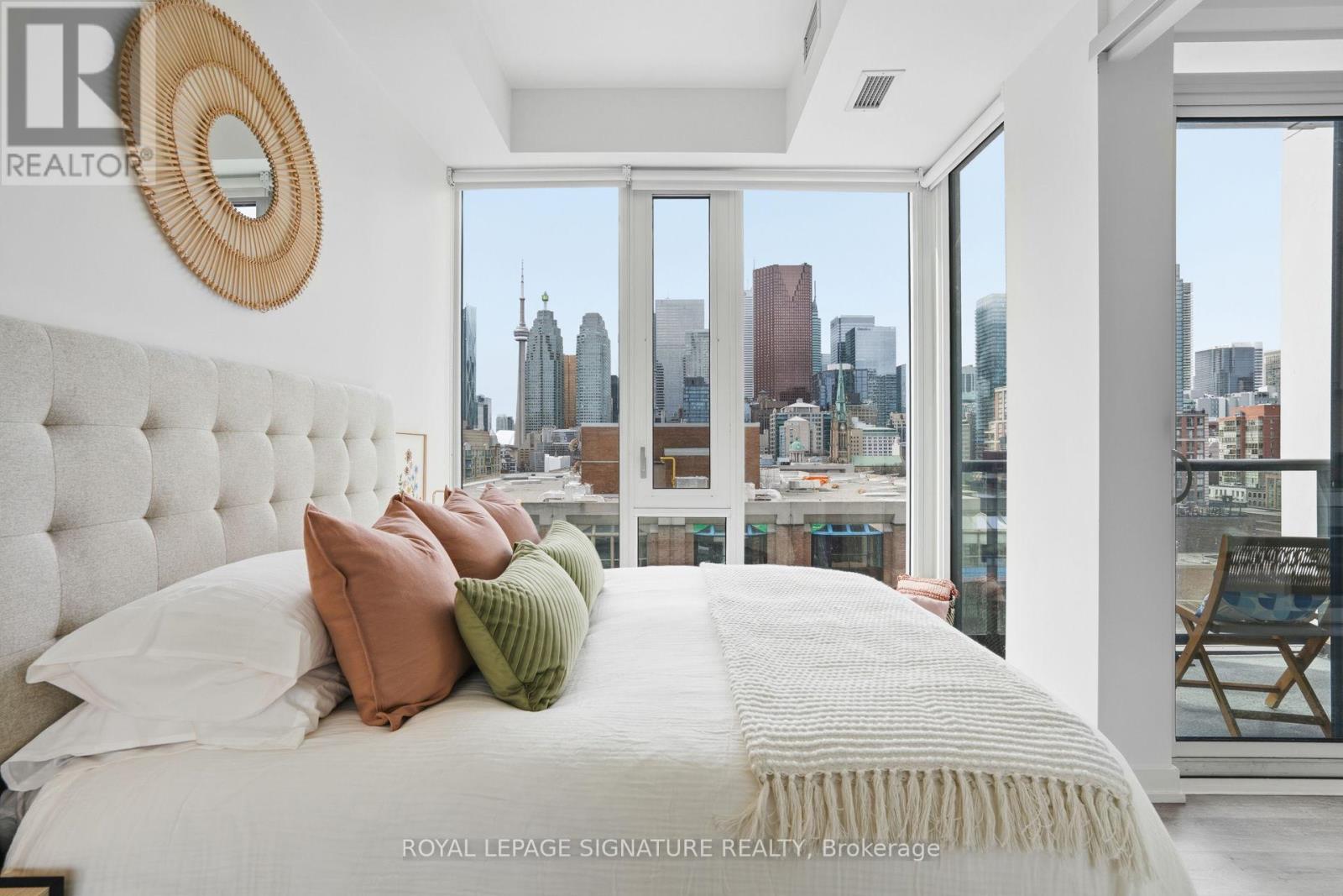 1003 - 158 Front Street E, Toronto, Ontario  M5A 0K9 - Photo 16 - C12882446