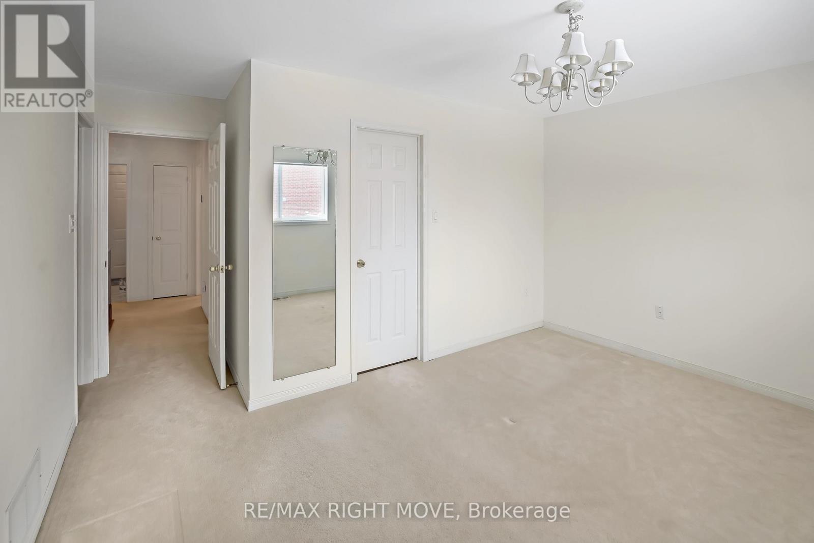 4 Carter Crescent, Orillia, Ontario  L3V 7S3 - Photo 22 - S12908036