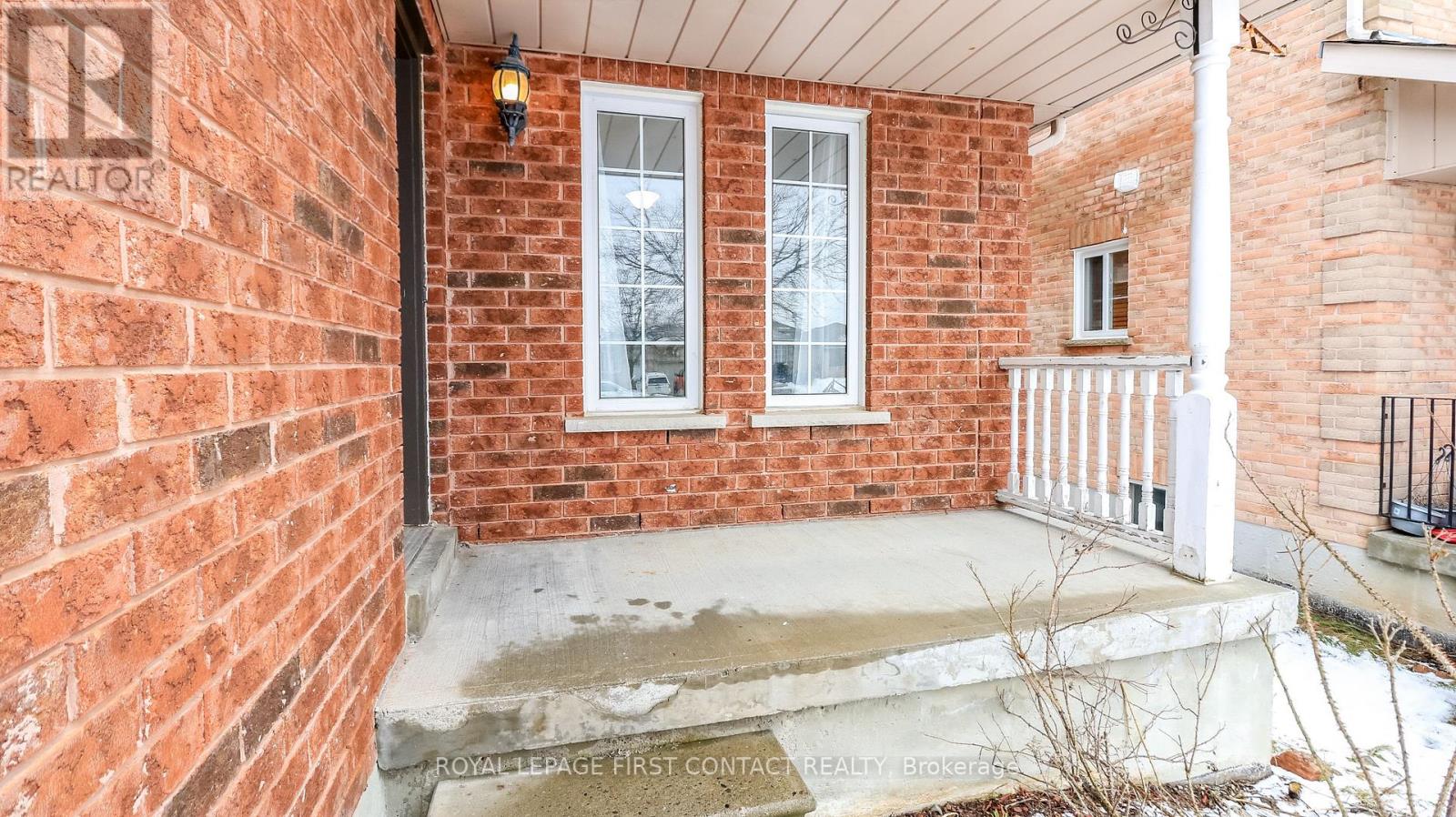 28 Violet Street, Barrie (Holly), Ontario  L4N 9N2 - Photo 5 - S12908100