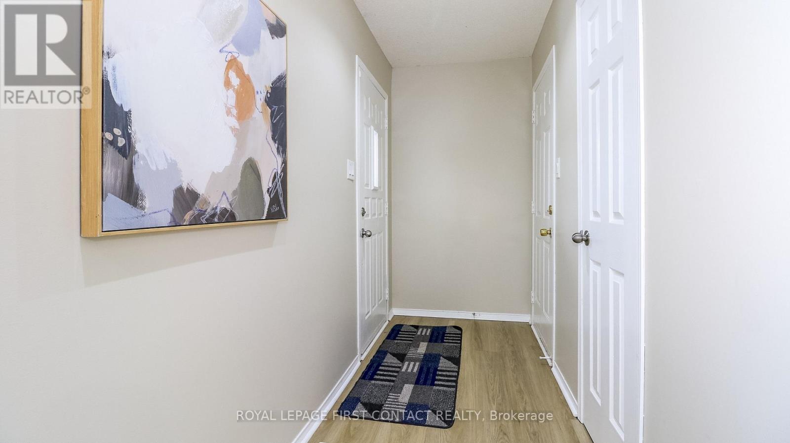 28 Violet Street, Barrie (Holly), Ontario  L4N 9N2 - Photo 7 - S12908100