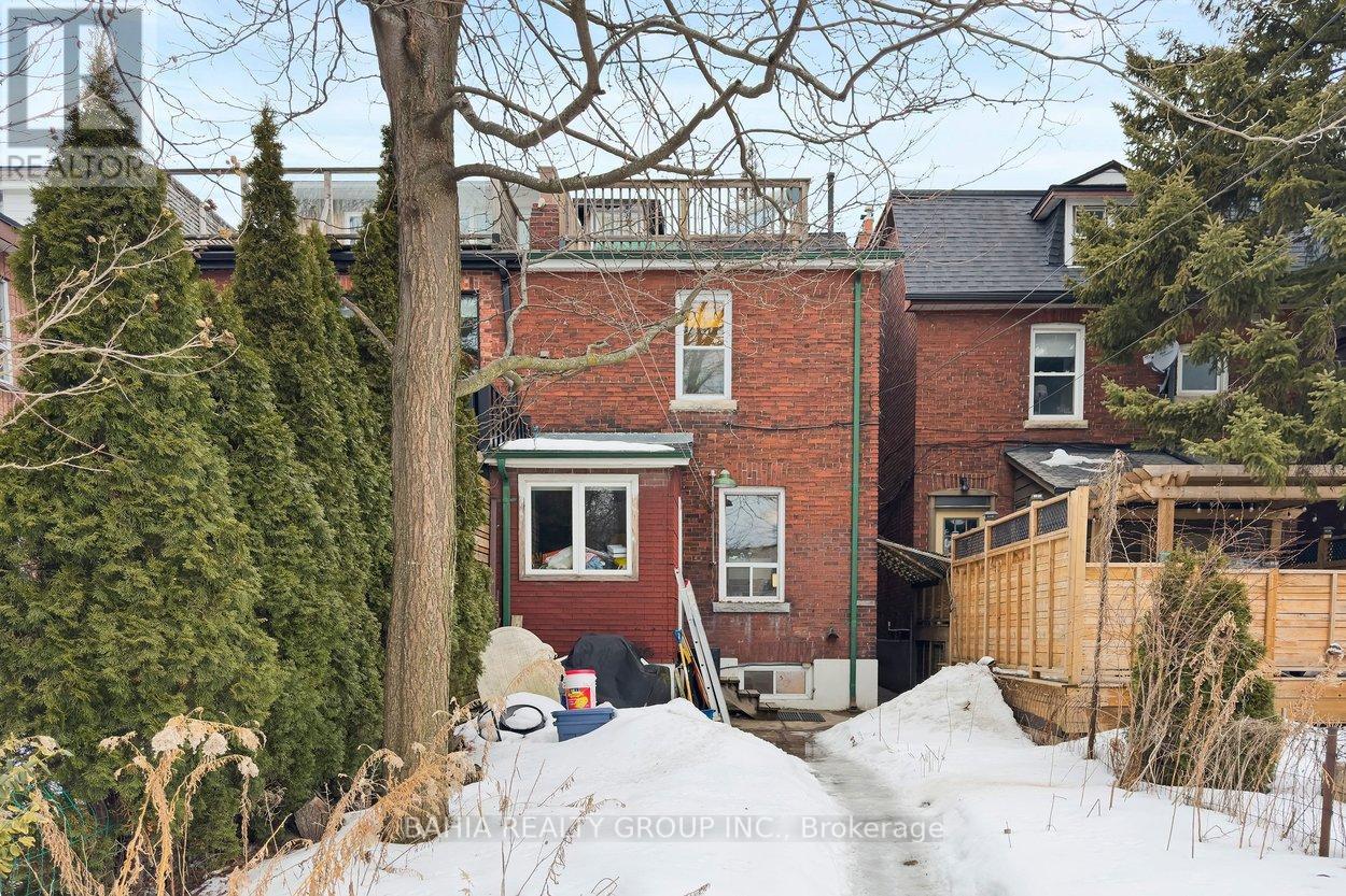 55 Parkway Avenue, Toronto, Ontario  M6R 1T6 - Photo 45 - W12908086