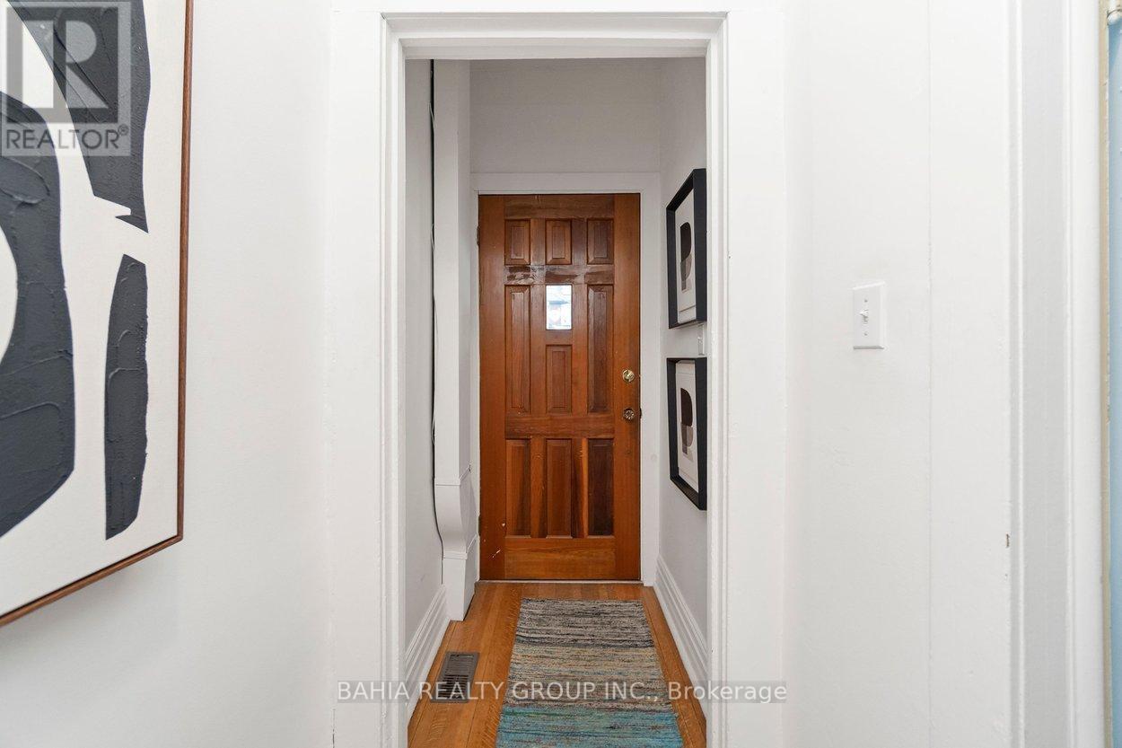 55 Parkway Avenue, Toronto, Ontario  M6R 1T6 - Photo 6 - W12908086