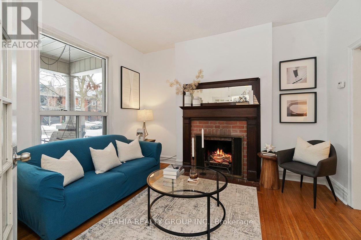 55 Parkway Avenue, Toronto, Ontario  M6R 1T6 - Photo 7 - W12908086