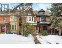 55 PARKWAY AVENUE, Toronto, Ontario