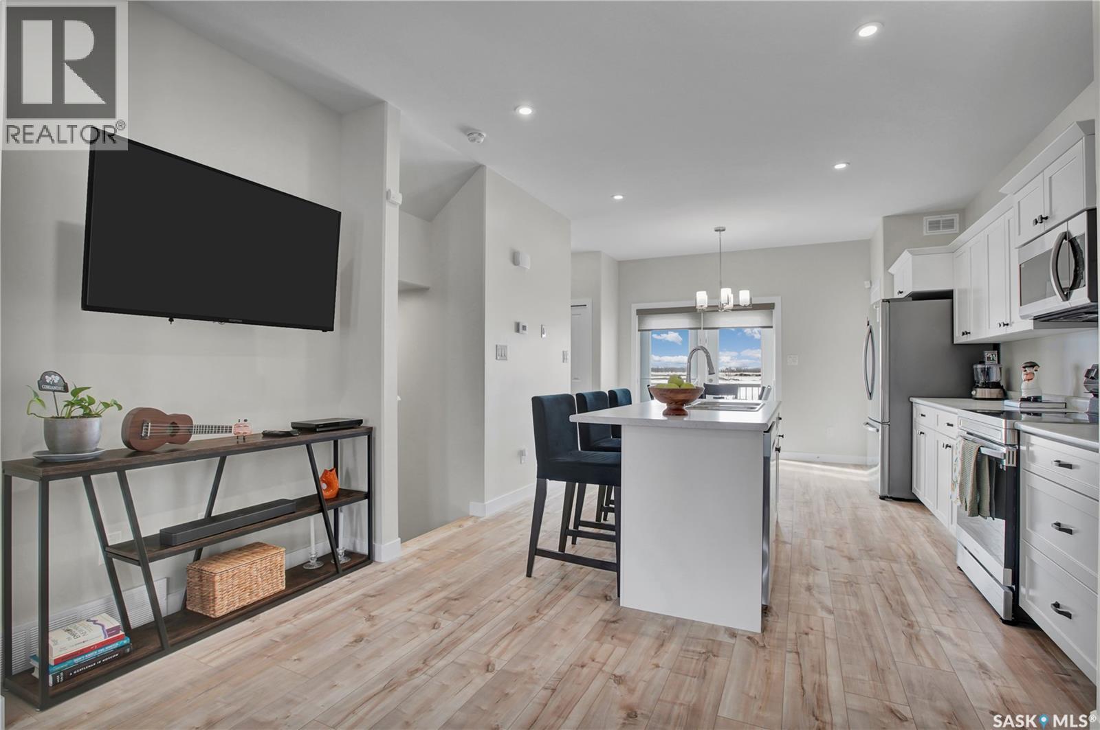 517 Froese Street, Warman, Saskatchewan  S0K 4S3 - Photo 3 - SK030829