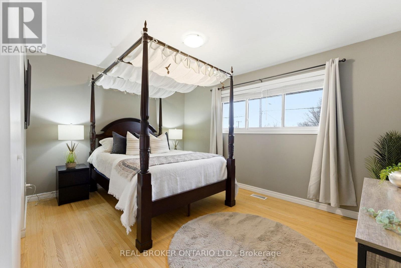 300 Stonybrook Drive, Kitchener, Ontario  N2M 4M2 - Photo 15 - X12908030