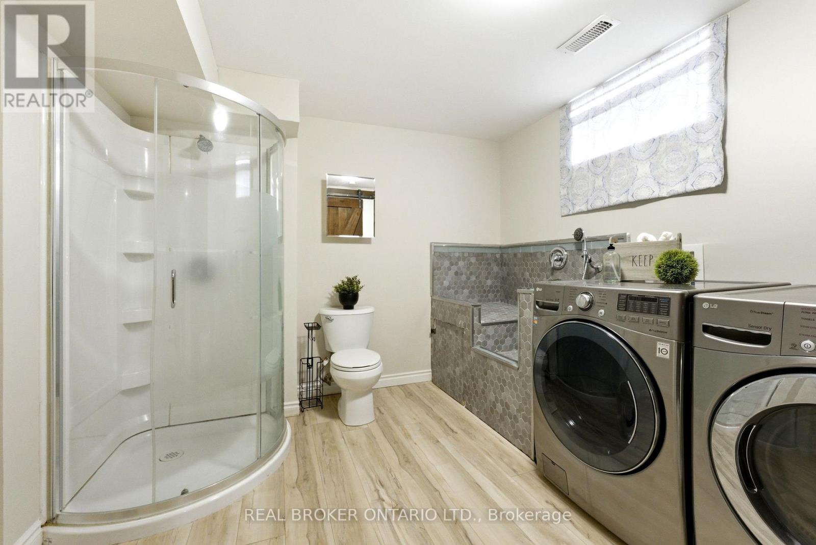 300 Stonybrook Drive, Kitchener, Ontario  N2M 4M2 - Photo 23 - X12908030