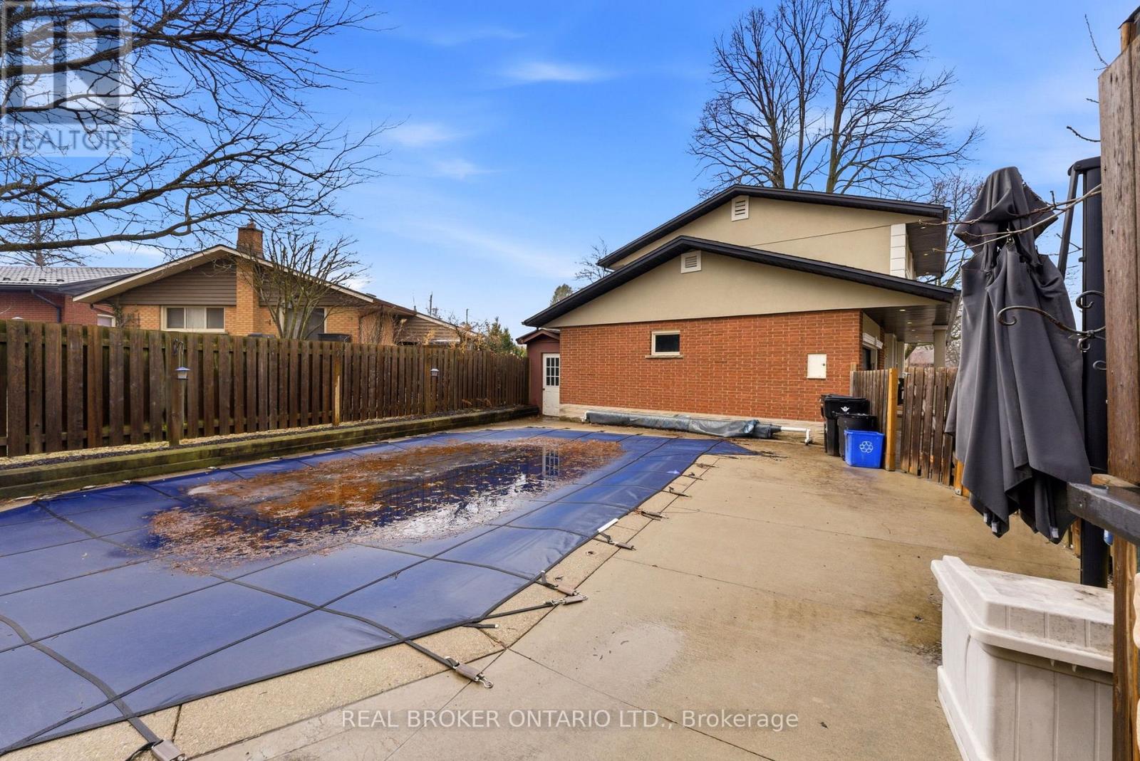 300 Stonybrook Drive, Kitchener, Ontario  N2M 4M2 - Photo 26 - X12908030