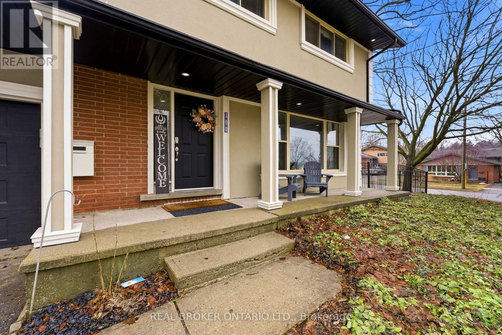 300 Stonybrook Drive, Kitchener, Ontario  N2M 4M2 - Photo 3 - X12908030