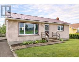 6 MACDONALD AVENUE, Terrace Bay, Ontario