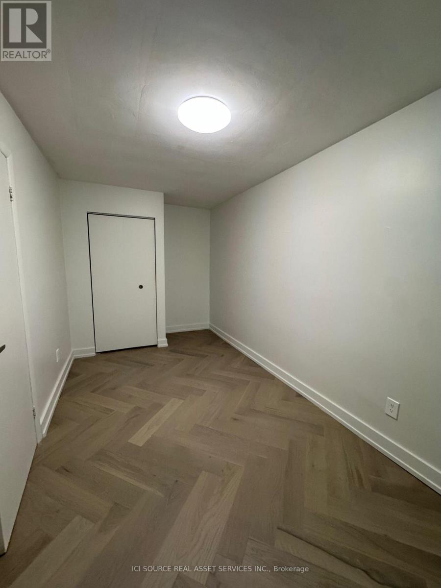 10 - 914 Mohawk Road E, Hamilton, Ontario  L8T 2R8 - Photo 19 - X12908052