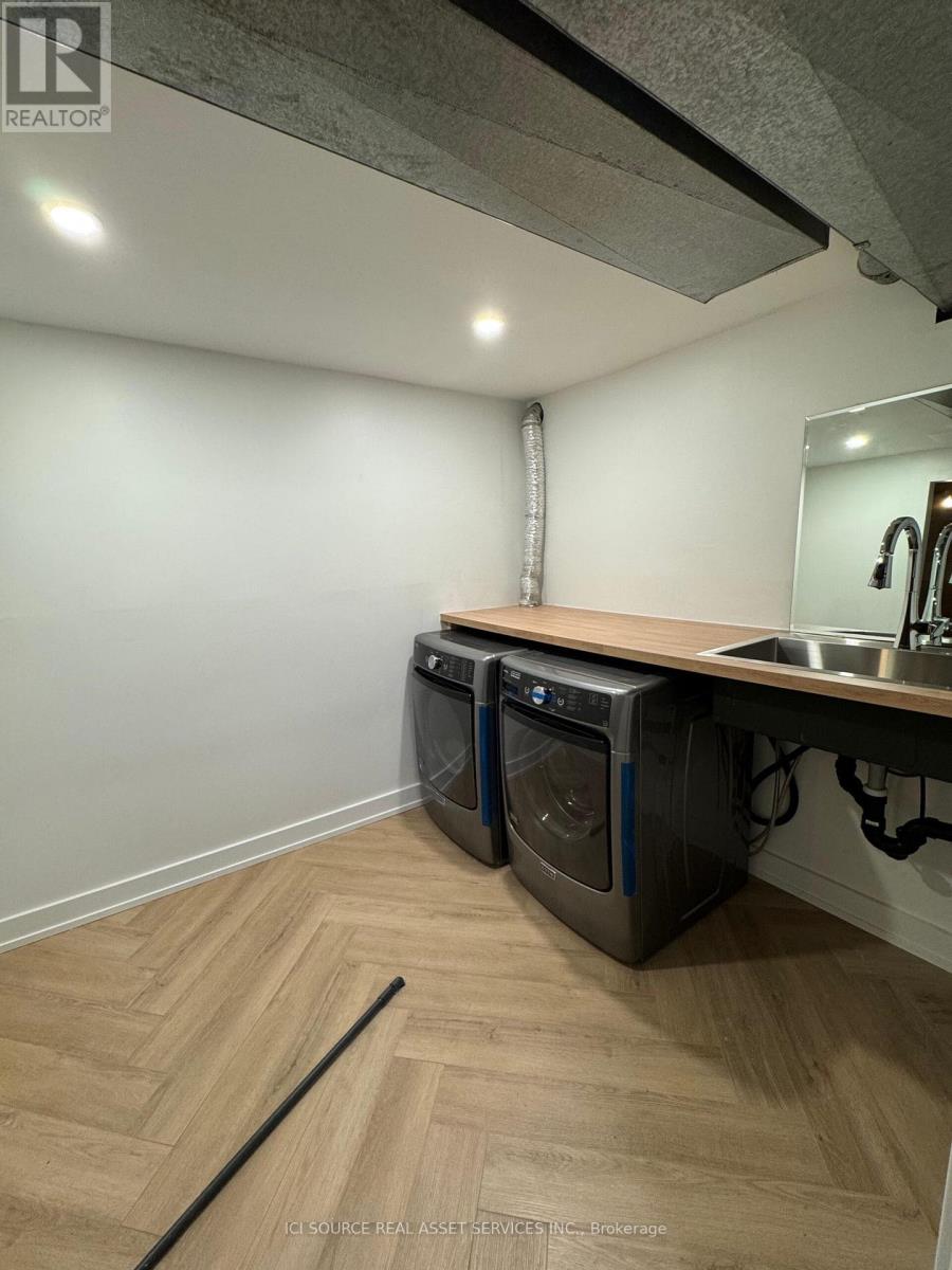 10 - 914 Mohawk Road E, Hamilton, Ontario  L8T 2R8 - Photo 20 - X12908052