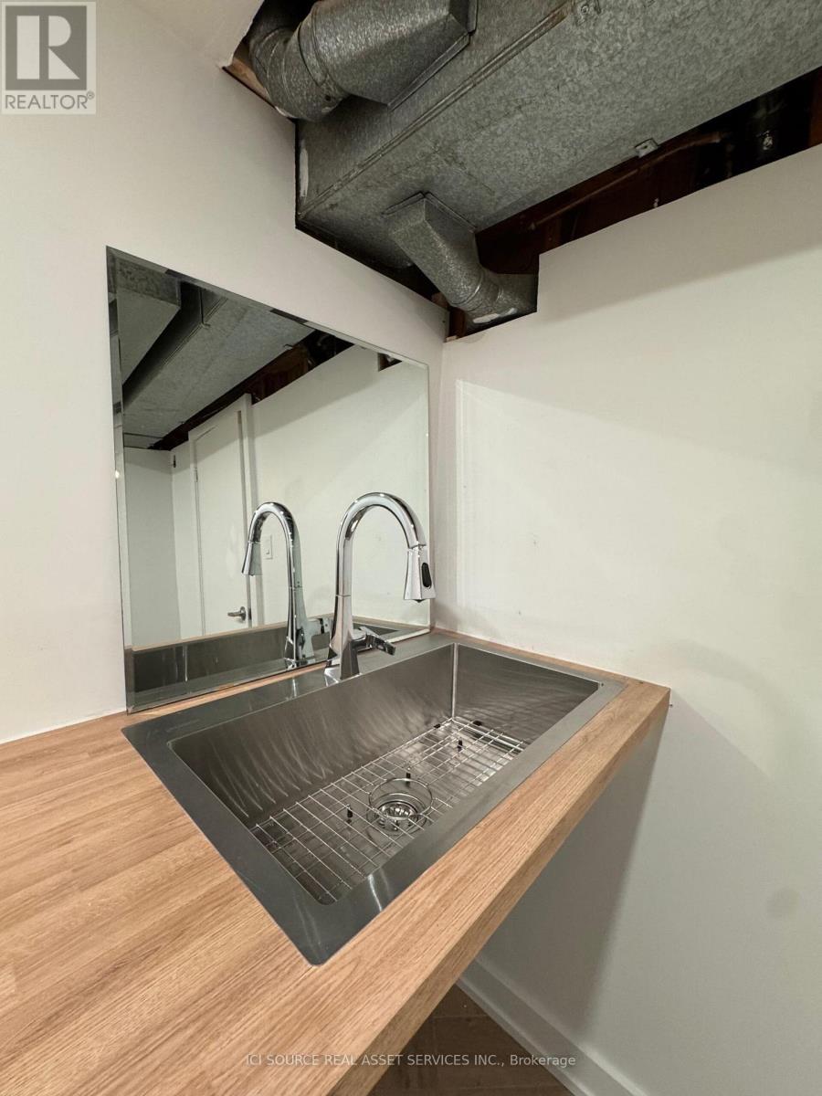 10 - 914 Mohawk Road E, Hamilton, Ontario  L8T 2R8 - Photo 21 - X12908052