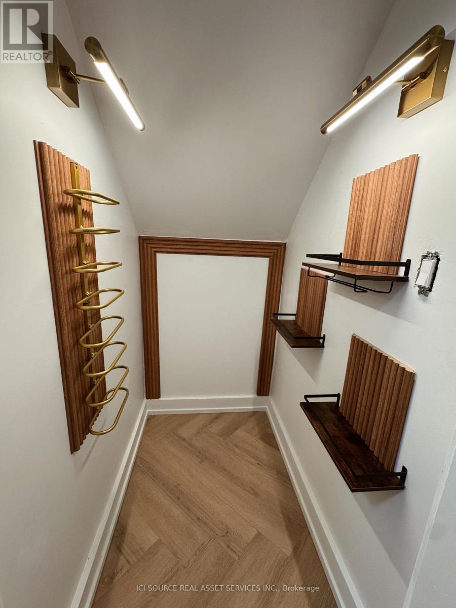 10 - 914 Mohawk Road E, Hamilton, Ontario  L8T 2R8 - Photo 26 - X12908052