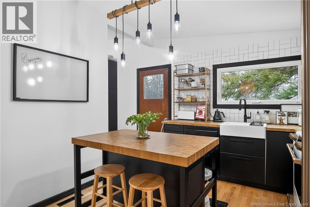 17 Iona Avenue, Rothesay, New Brunswick  E2E 3H8 - Photo 13 - NB135194