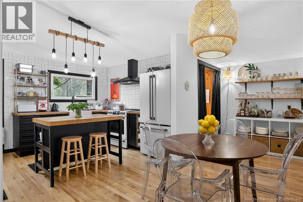17 Iona Avenue, Rothesay, New Brunswick  E2E 3H8 - Photo 8 - NB135194