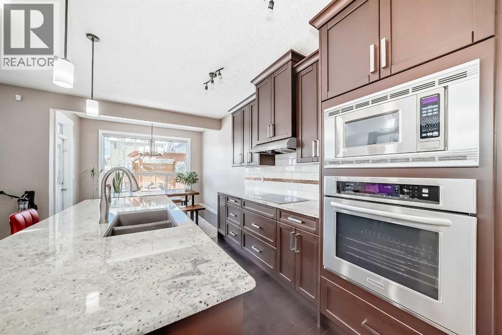 11 Cougar Ridge Place SW, Calgary, Alberta  T3H 0V3 - Photo 7 - A2288548