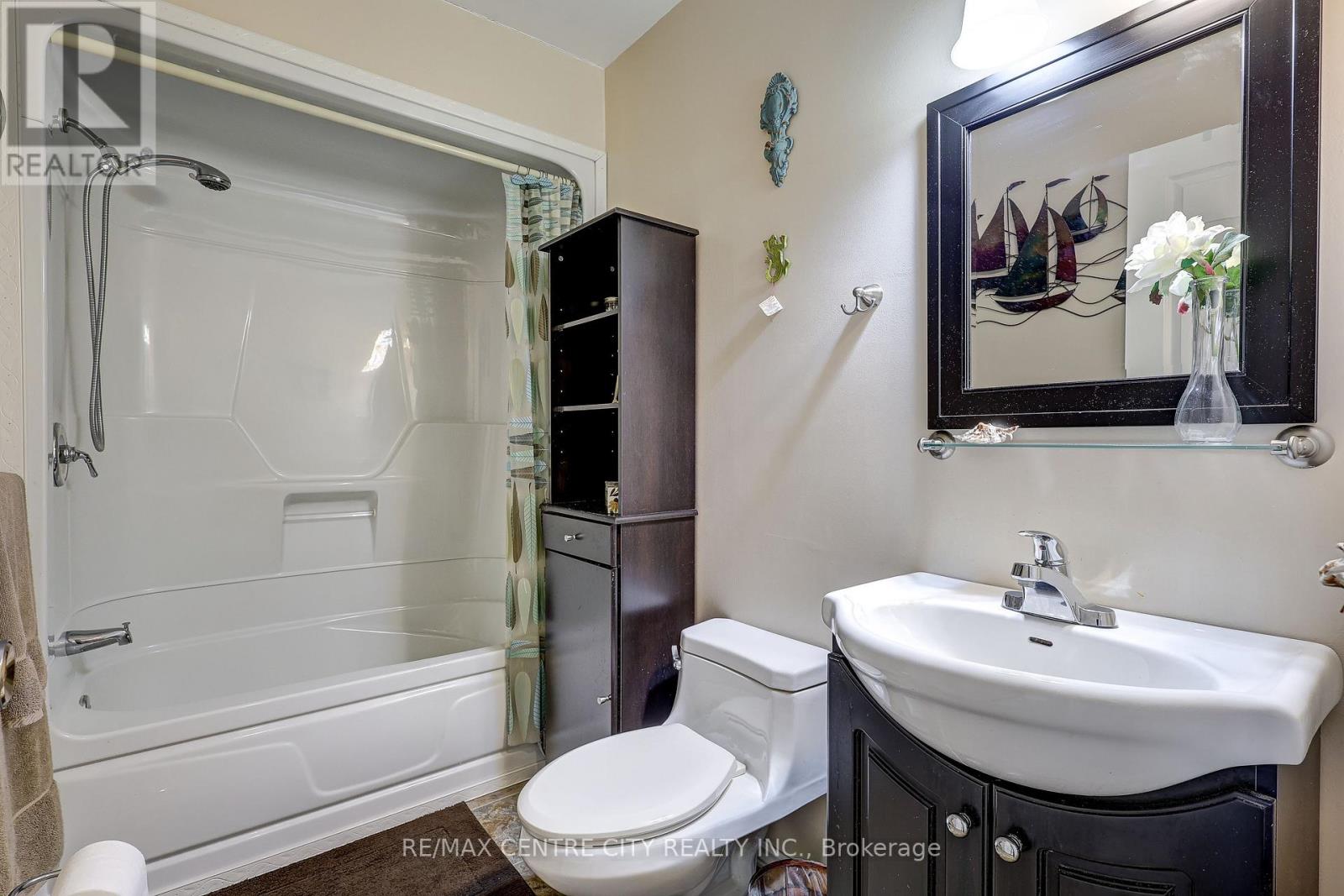 312306 Dereham Line, South-West Oxford, Ontario  N4G 4G8 - Photo 18 - X12908140