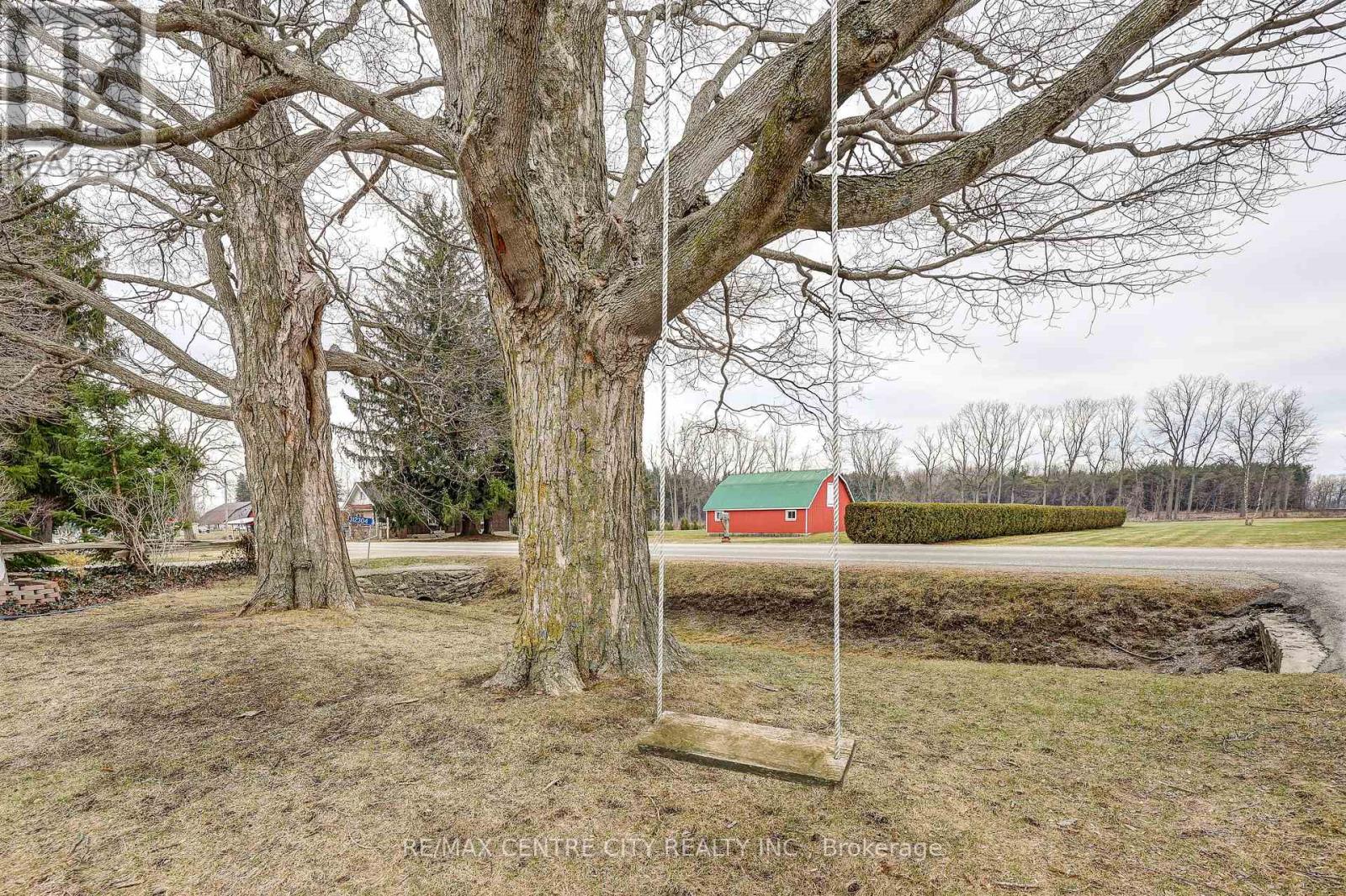 312306 Dereham Line, South-West Oxford, Ontario  N4G 4G8 - Photo 2 - X12908140