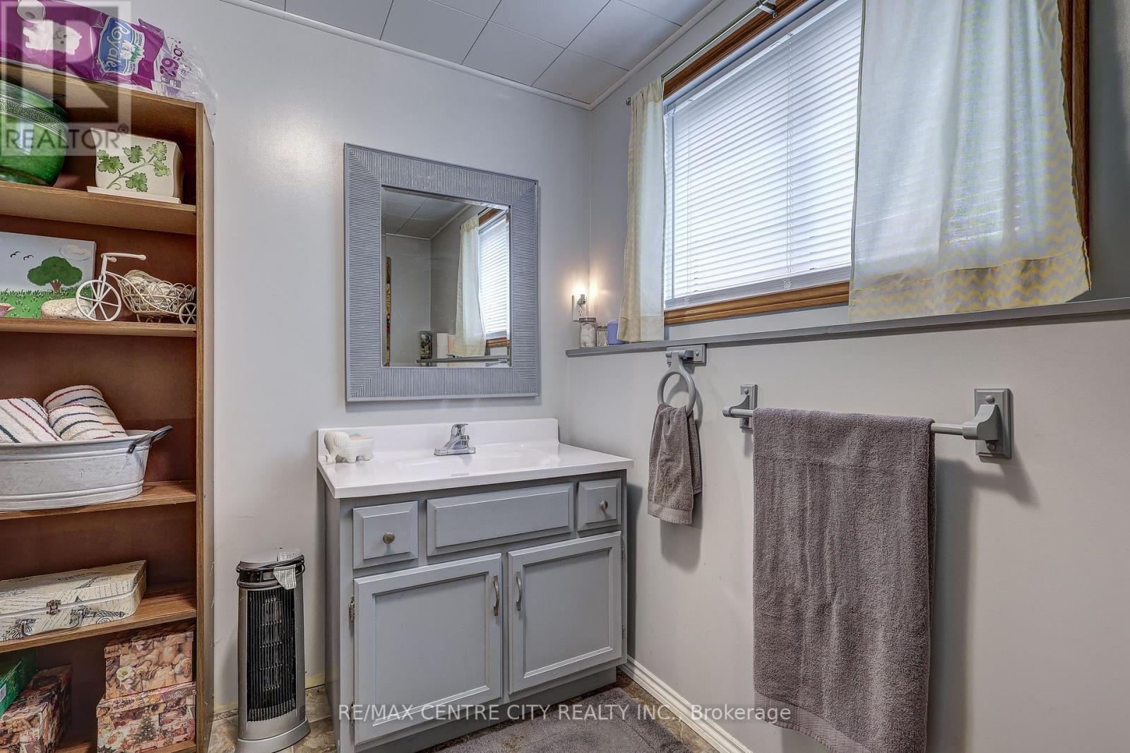 312306 Dereham Line, South-West Oxford, Ontario  N4G 4G8 - Photo 27 - X12908140