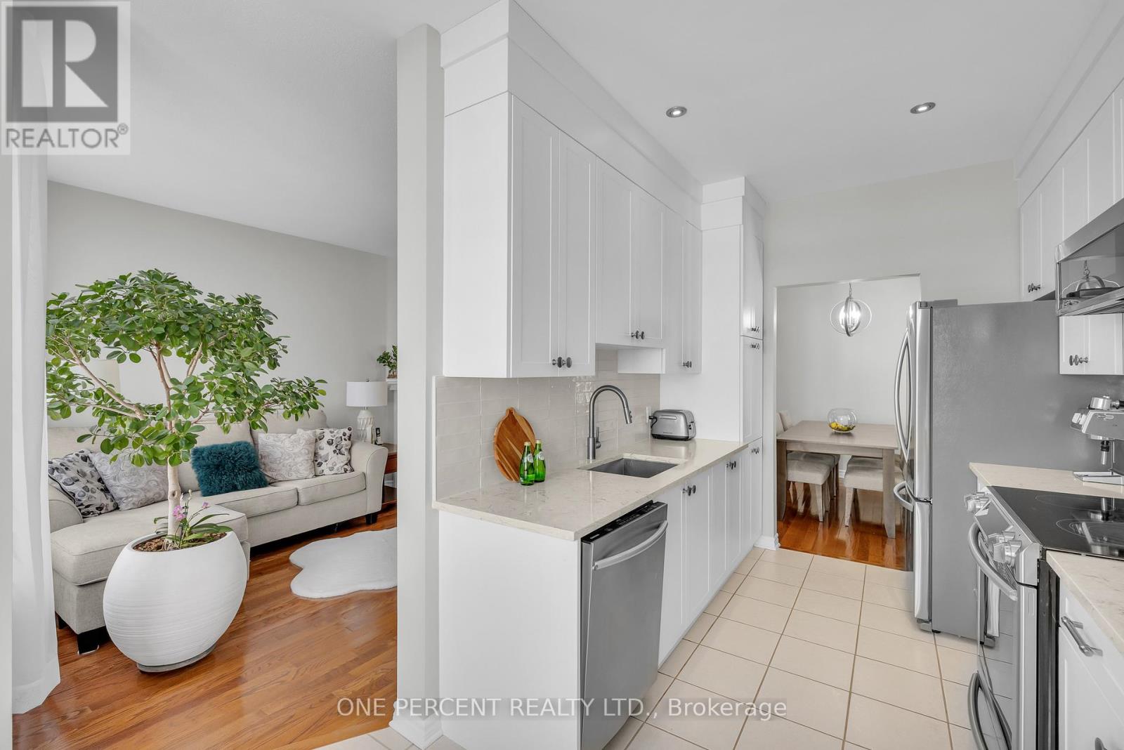 411 Cache Bay Crescent, Ottawa, Ontario  K1T 4H3 - Photo 21 - X12908148