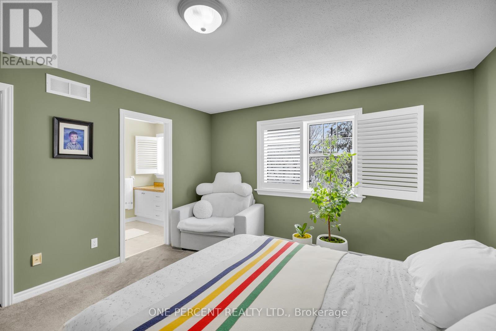 411 Cache Bay Crescent, Ottawa, Ontario  K1T 4H3 - Photo 33 - X12908148