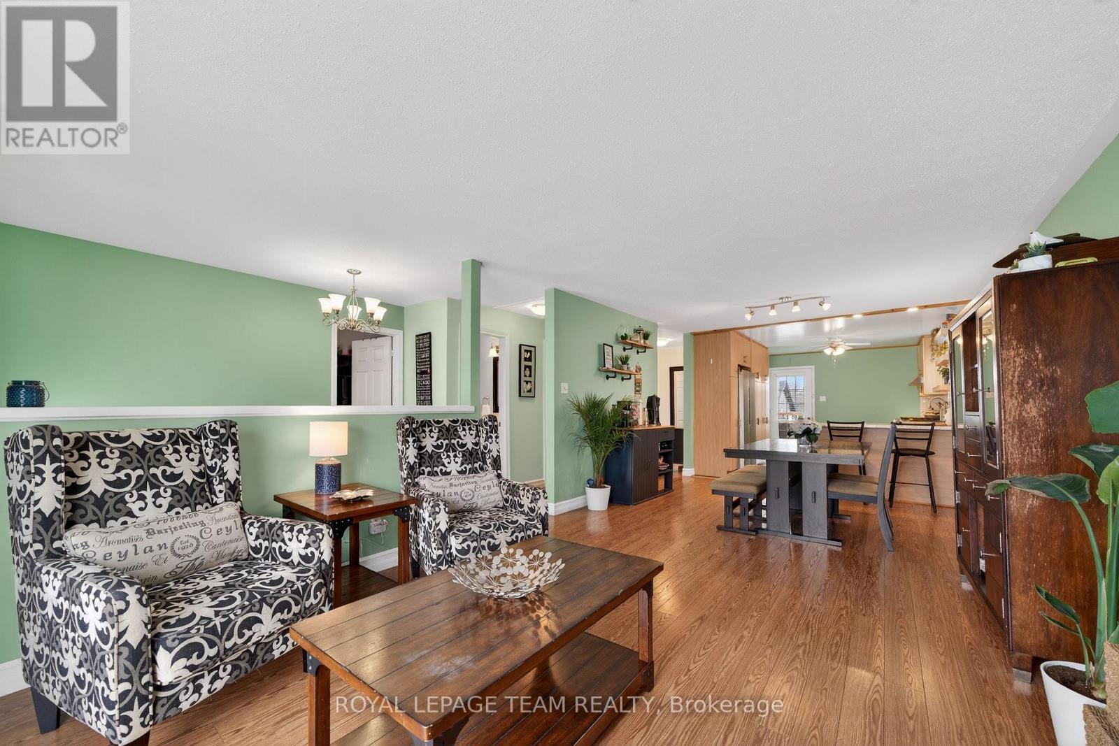 78 Merrick Street, Smiths Falls, Ontario  K7A 4R6 - Photo 6 - X12908168