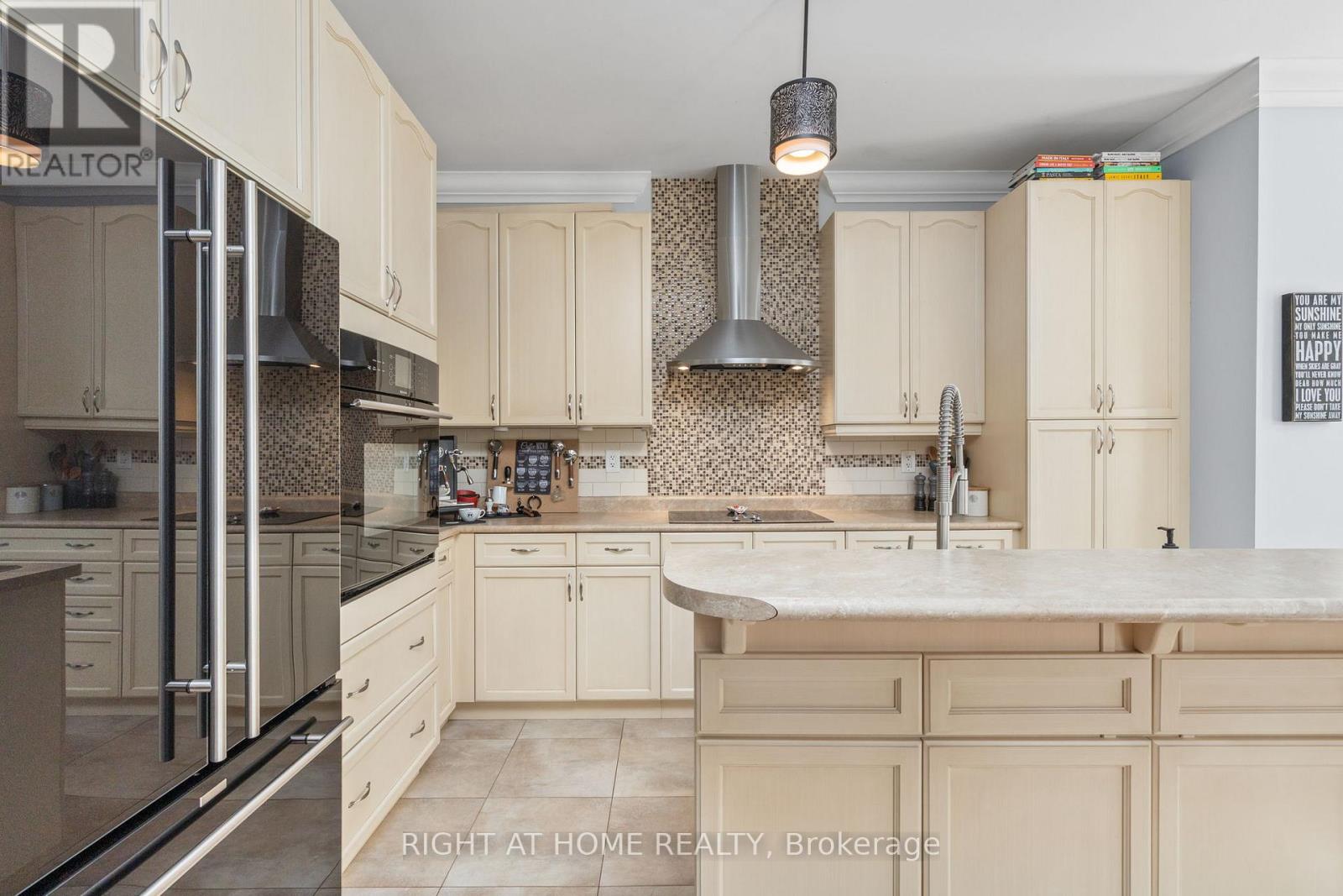 2230 Kwinter Road, Oakville, Ontario  L6M 0G1 - Photo 16 - W12881834