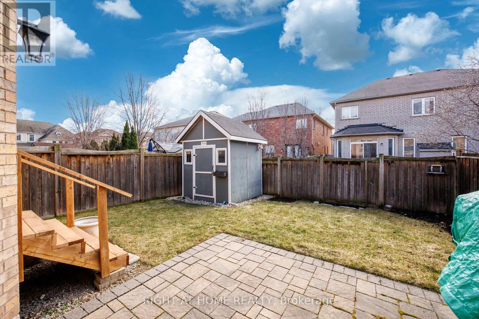 2230 Kwinter Road, Oakville, Ontario  L6M 0G1 - Photo 36 - W12881834