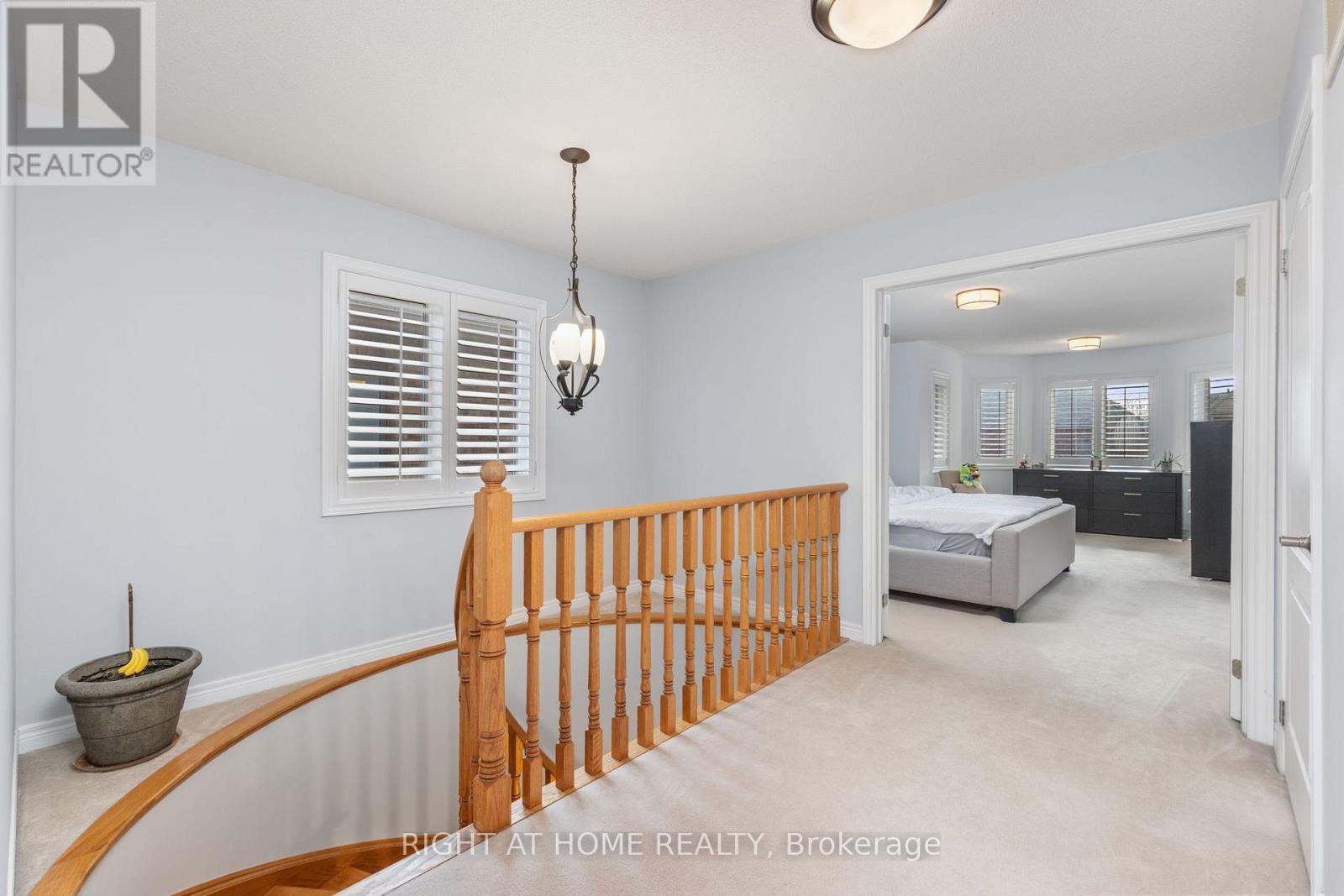 2230 Kwinter Road, Oakville, Ontario  L6M 0G1 - Photo 27 - W12881834