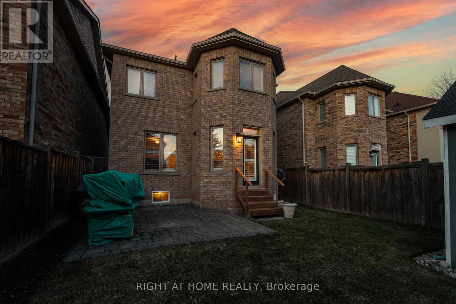 2230 Kwinter Road, Oakville, Ontario  L6M 0G1 - Photo 41 - W12881834