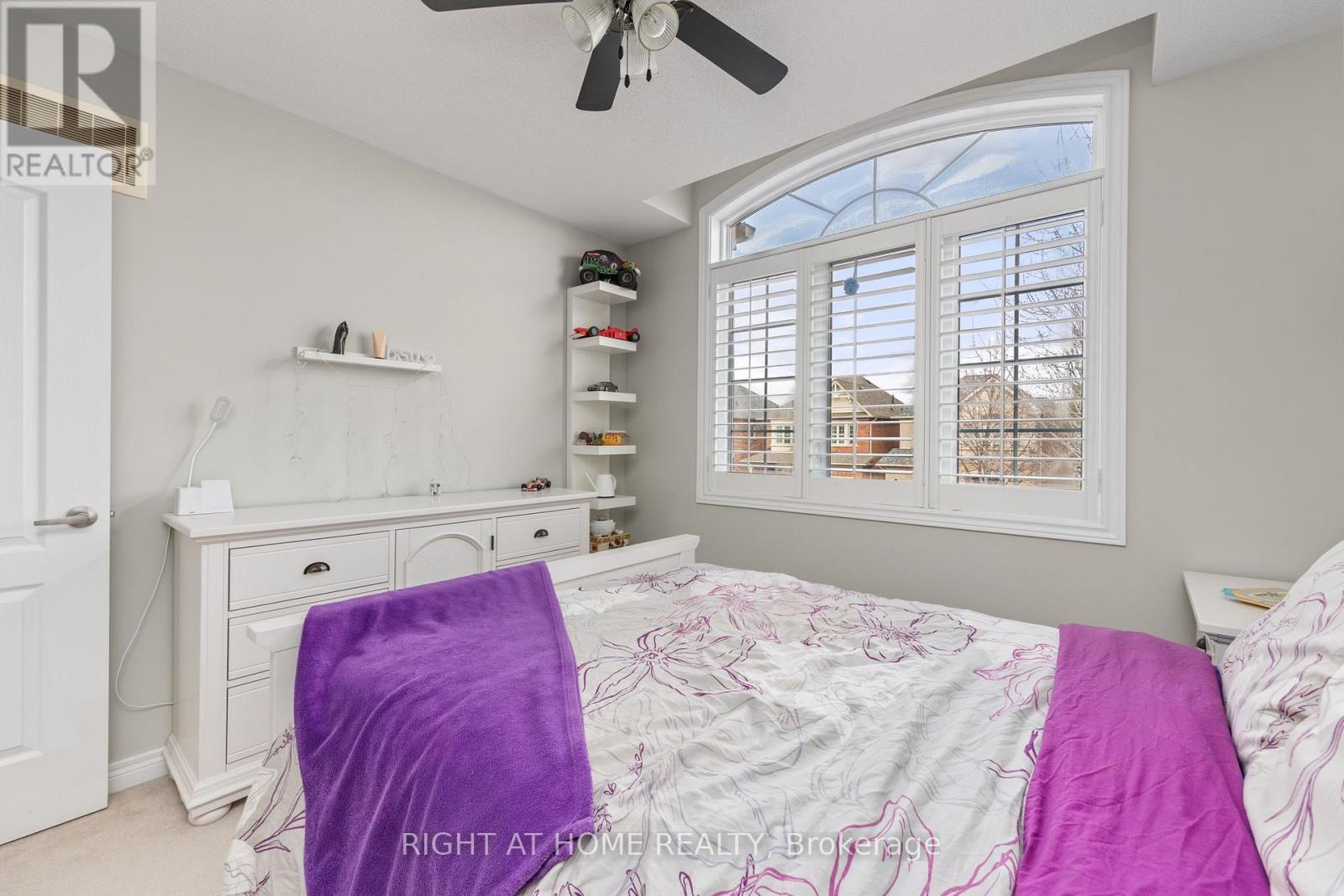 2230 Kwinter Road, Oakville, Ontario  L6M 0G1 - Photo 24 - W12881834