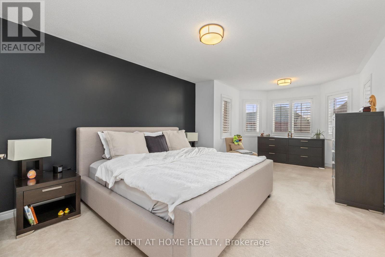 2230 Kwinter Road, Oakville, Ontario  L6M 0G1 - Photo 31 - W12881834