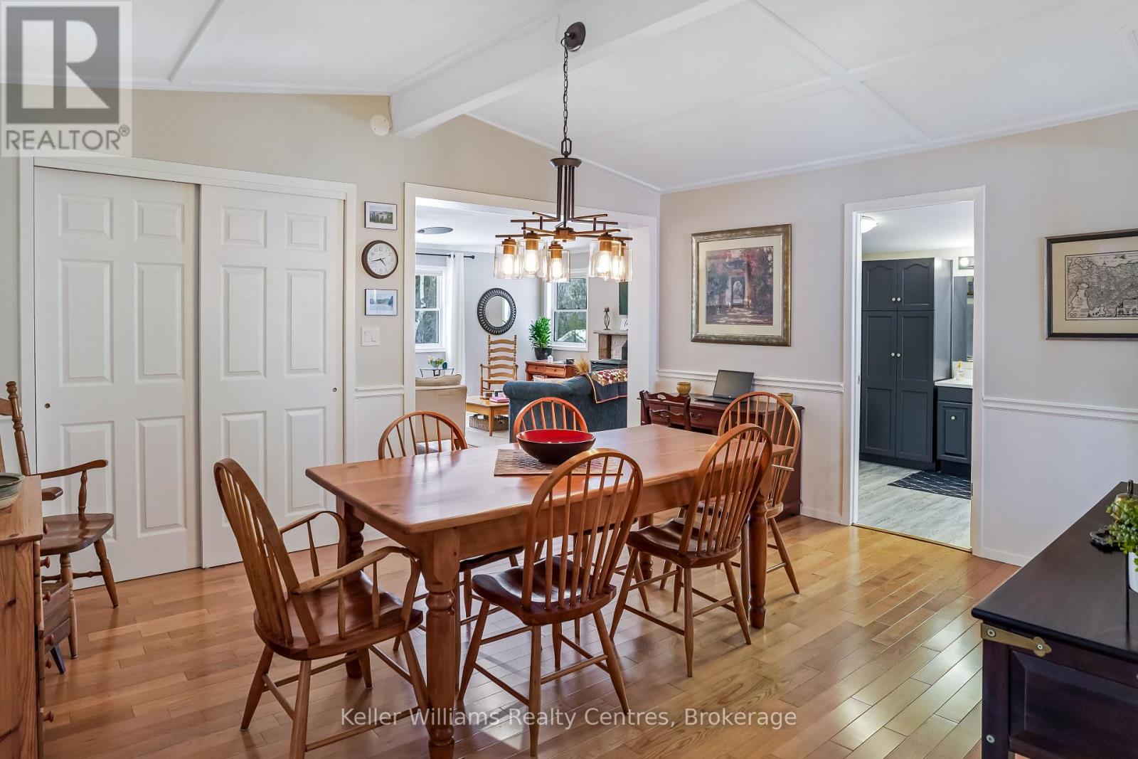 12 Twelfth Avenue, South Bruce Peninsula, Ontario  N0H 2T0 - Photo 18 - X12908146