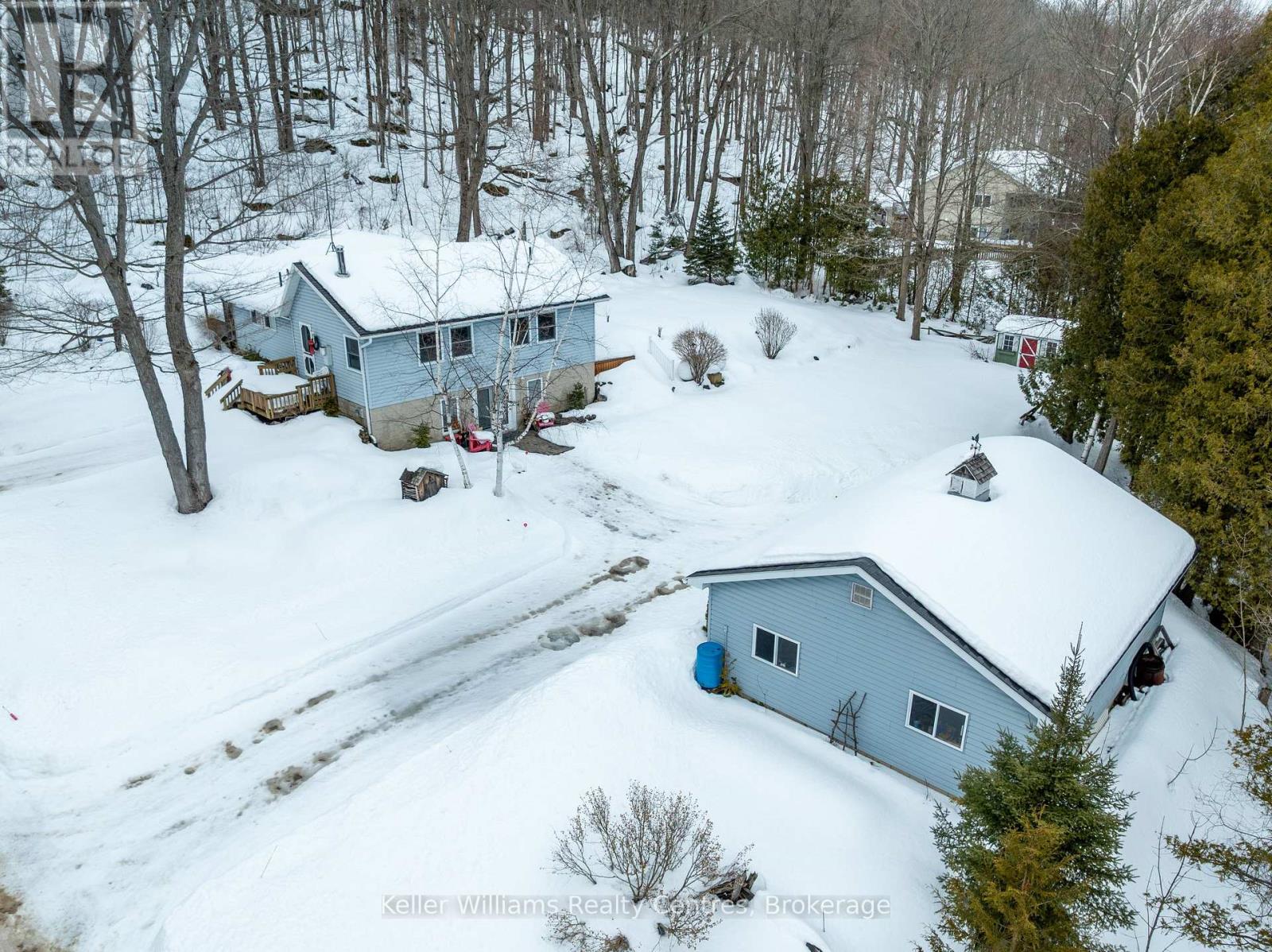 12 Twelfth Avenue, South Bruce Peninsula, Ontario  N0H 2T0 - Photo 2 - X12908146