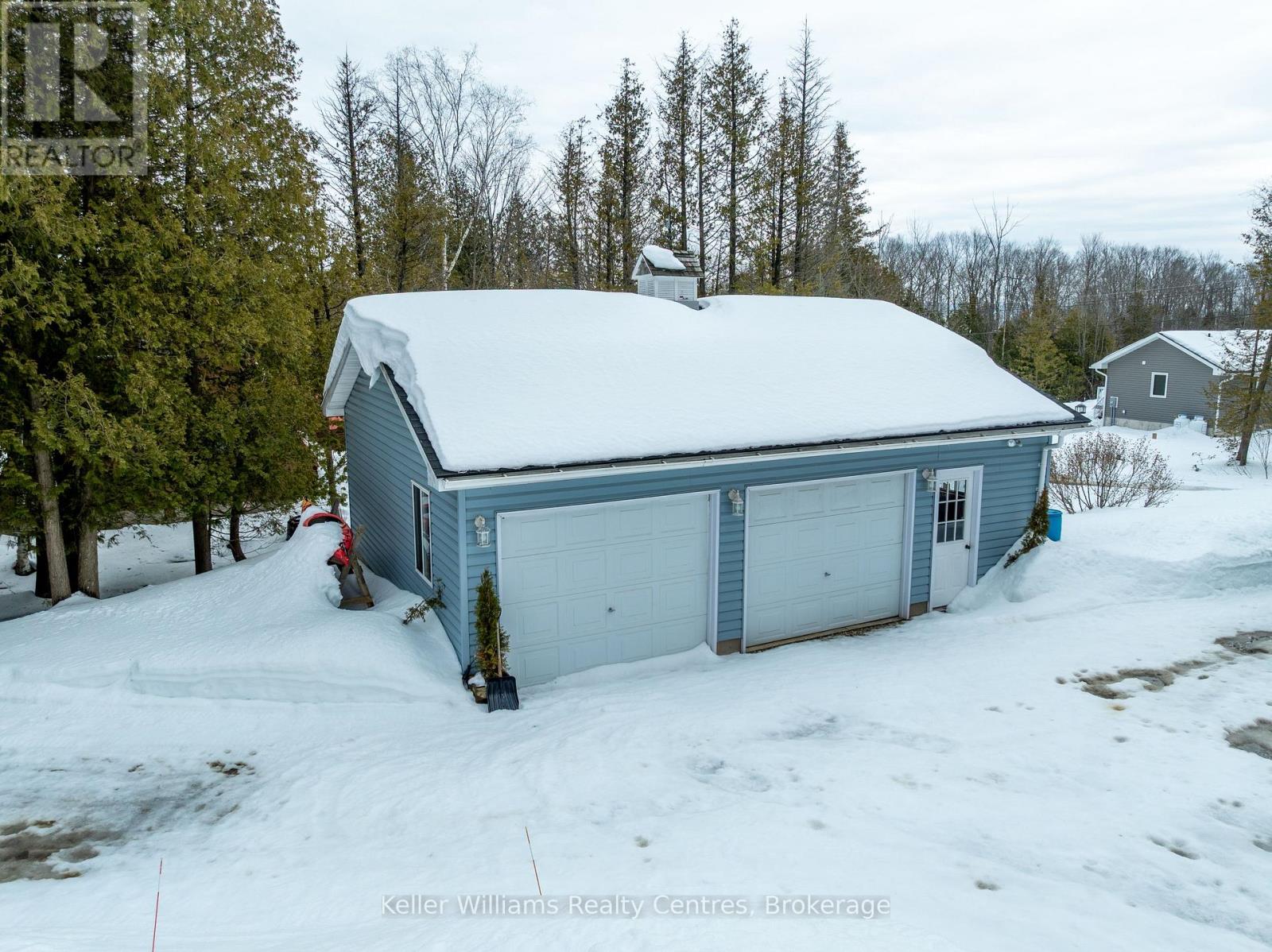 12 Twelfth Avenue, South Bruce Peninsula, Ontario  N0H 2T0 - Photo 29 - X12908146